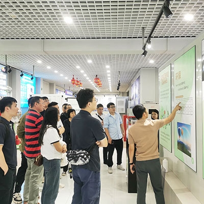 深圳地铁运维中心领导一行莅临瑞港消防调研考察