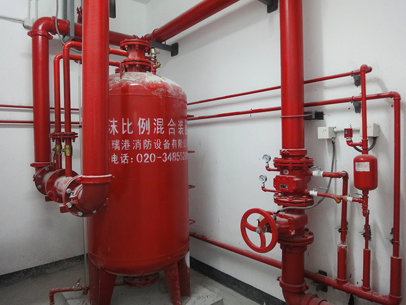 气体灭火设备厂家,七氟丙烷气体灭火,高压细水雾灭火,厨房灭火装置厨房设备,灭火泡沫灭火,厨房灭火,IG541混合气体灭火系统,悬挂式气体灭火装置,全氟己酮灭火装置,瑞港消防,气体自动灭火设备,气体灭火装置厂家